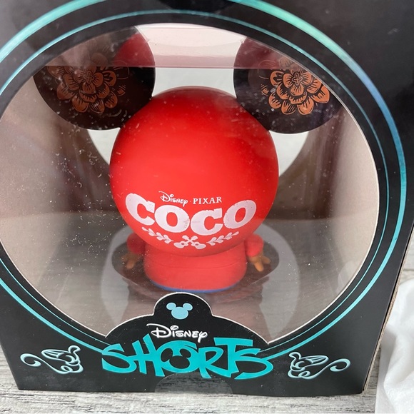 Coco Disney Shorts Series 2 Coco Miguel Vinyl Figure Collectible NEW! - Picture 8 of 9